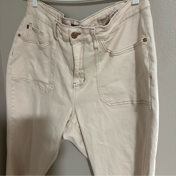 Judy Blue Ecru Hi Rise Wide Leg Straight Jean Size 20 - Picture 6 of 12